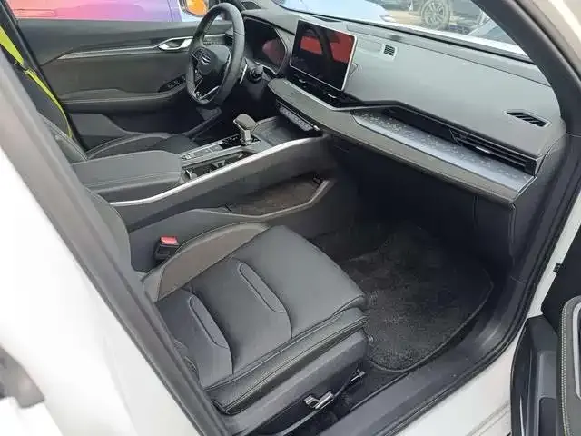 Geely Xingrui — Фото автомобиля 7