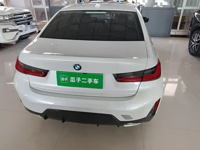 BMW 3 Series — Фото автомобиля 5