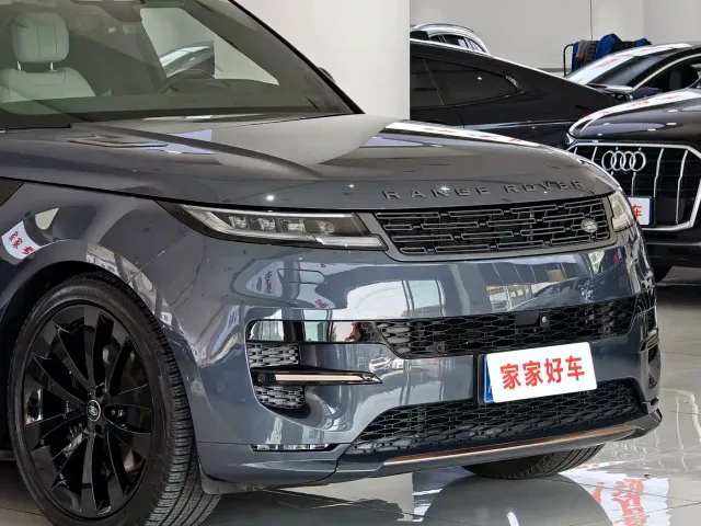Land Rover Range Rover Sport — Фото автомобиля 5