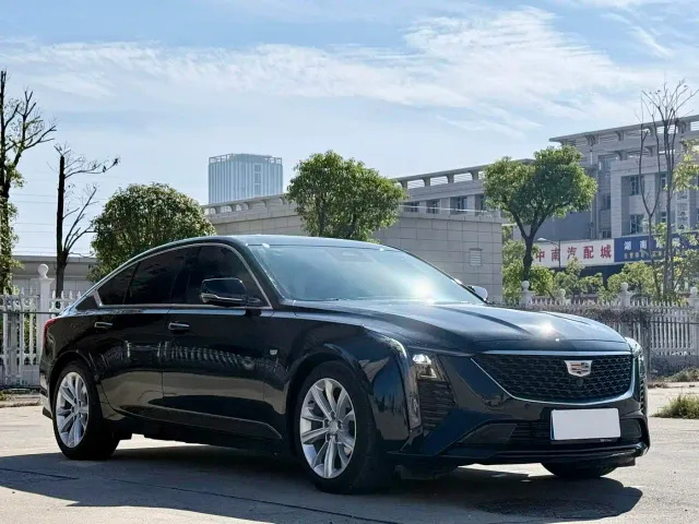 Cadillac CT5 — Фото автомобиля 2
