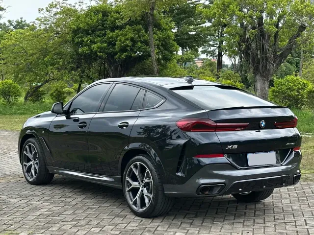 BMW X6 — Фото автомобиля 4