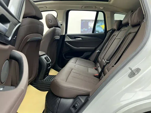 BMW X3 — Фото автомобиля 20