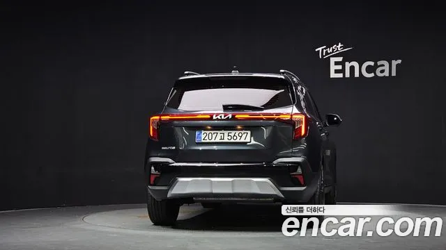 Kia Seltos Бензин 1.6 турбо 2WD — Фото автомобиля 4