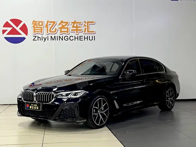 Фотография автомобиля — BMW 5 Series