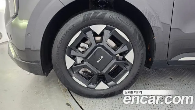 Kia Carnival — Фото автомобиля 5