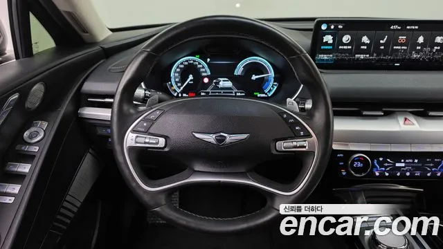 Genesis G80 Electrified G80 (RG3) — Фото автомобиля 9