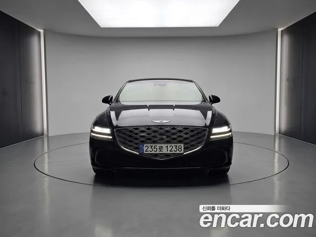 Genesis G80 RG3 — Фото автомобиля 2