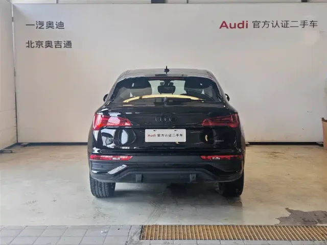 Audi Q5L Sportback — Фото автомобиля 17
