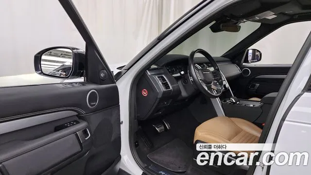 Land Rover Discovery — Фото автомобиля 10