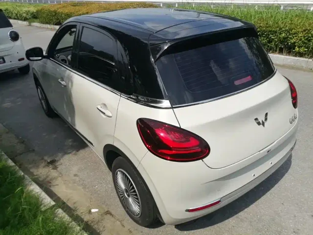 Wuling Bingo — Фото автомобиля 4