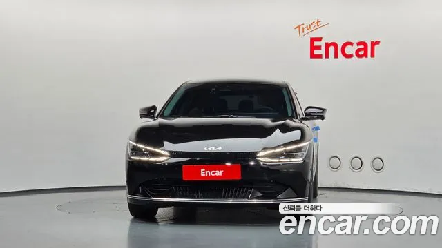 Kia EV6 — Фото автомобиля 3