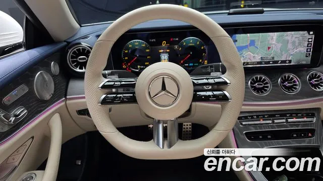 Mercedes-Benz E-Class — Фото автомобиля 13