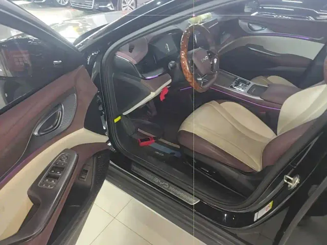 BYD Seal — Фото автомобиля 15