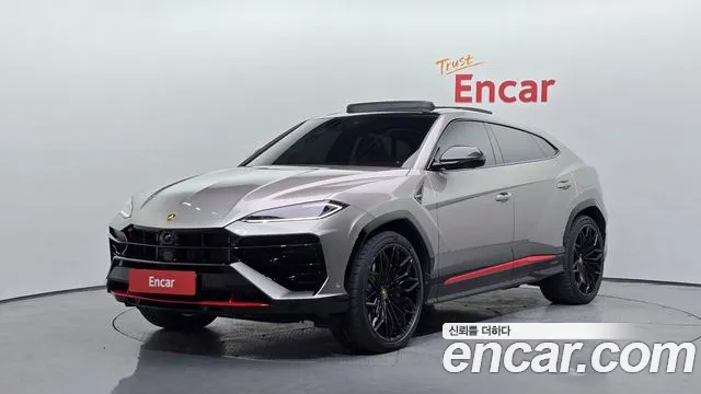 Фотография автомобиля — Lamborghini Urus