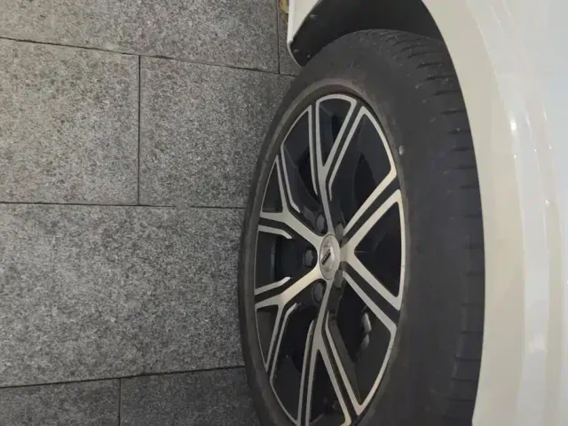 Volvo S60 — Фото автомобиля 6