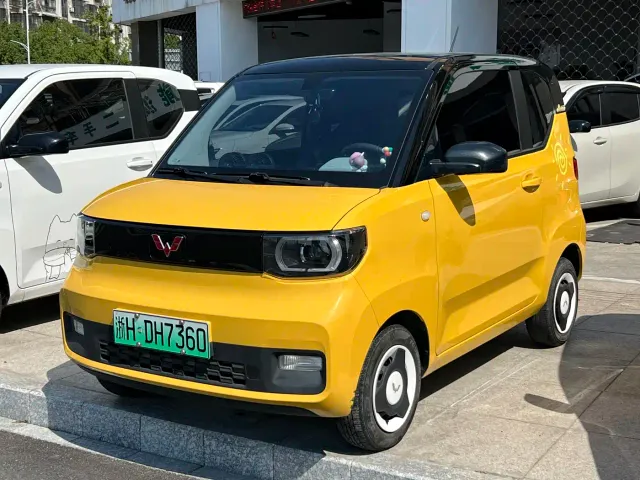 Фотография автомобиля — Wuling Hongguang Mini EV