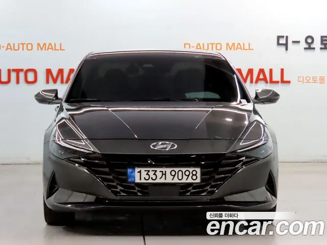 Hyundai Avante CN7 — Фото автомобиля 2
