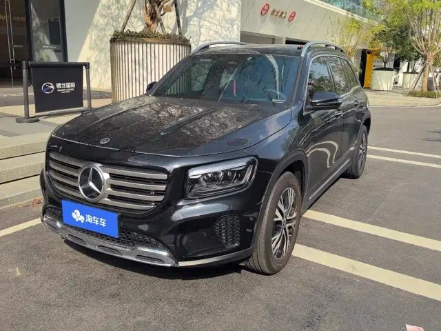 Фотография автомобиля — Mercedes-Benz GLB-Class