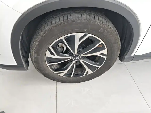 BYD Song Pro — Фото автомобиля 22