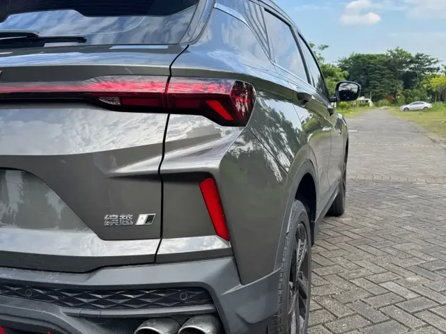 Geely Binyue — Фото автомобиля 9