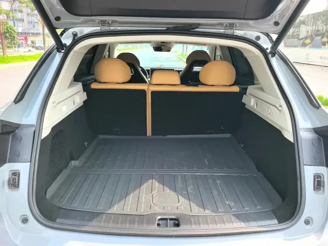 Leapmotor Leapmotor C11 2024 Extended Range 300 Premium Edition — Фото автомобиля 27