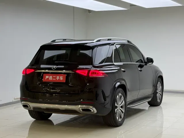 Mercedes-Benz GLE-Class — Фото автомобиля 10