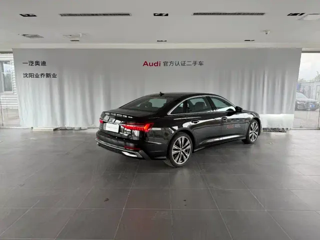 Audi A6L — Фото автомобиля 4
