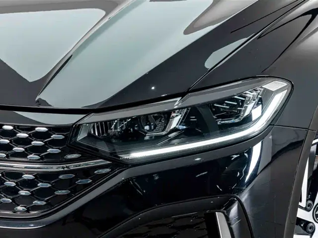 Volkswagen Lavida — Фото автомобиля 4