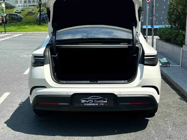 BYD Seal 07 DM-i — Фото автомобиля 6