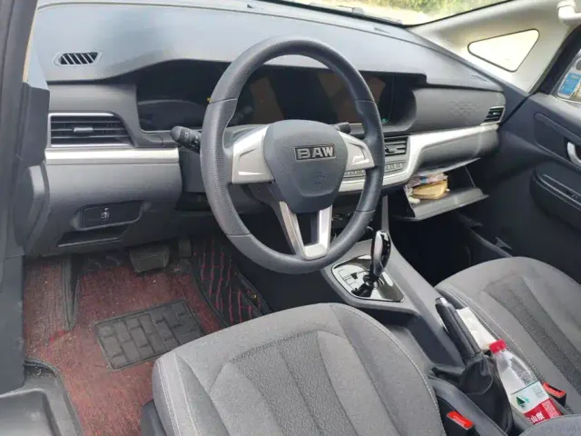BAW Ruisheng Ace M7 EV — Фото автомобиля 12