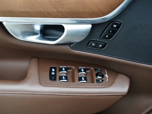 Volvo S90 — Фото автомобиля 18