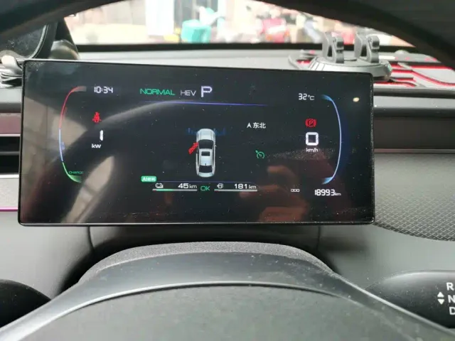 BYD Qin PLUS — Фото автомобиля 7