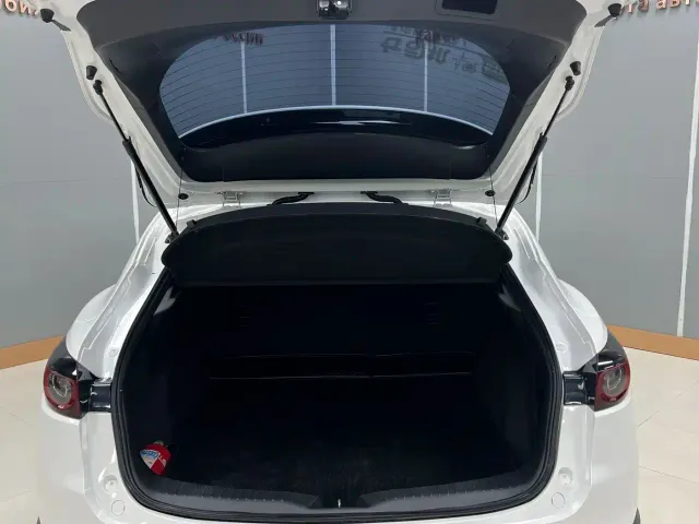 Mazda CX-4 — Фото автомобиля 16