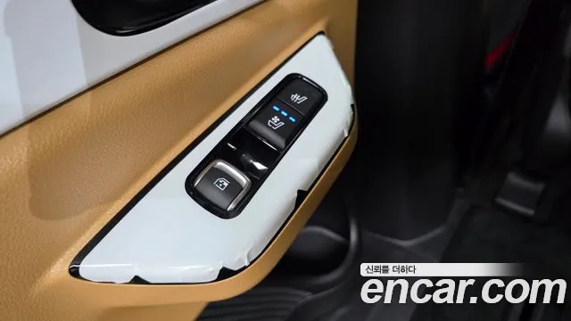 Kia Canival — Фото автомобиля 19