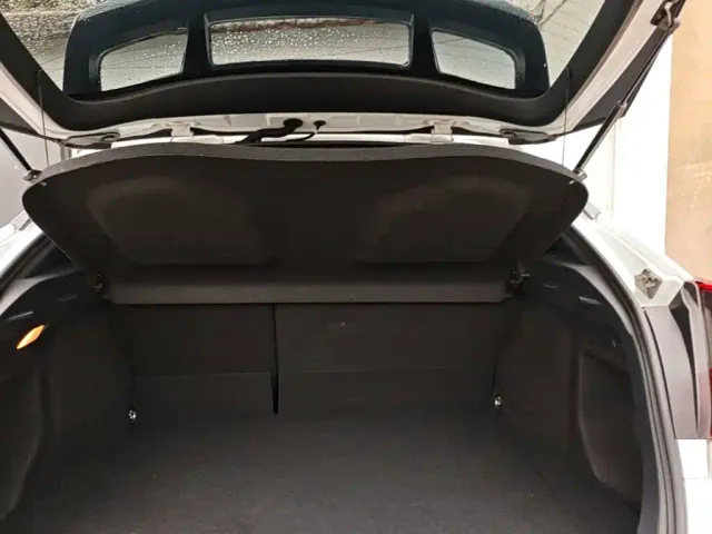 Toyota IZOA — Фото автомобиля 18