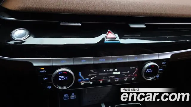 Genesis G80 RG3 — Фото автомобиля 17