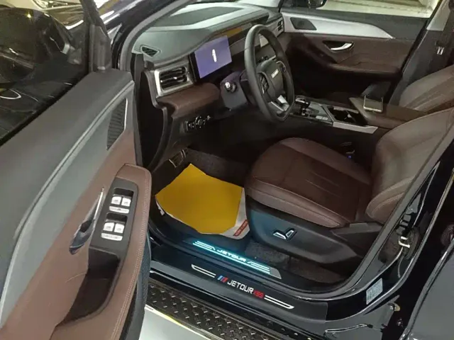 Jetour X95 — Фото автомобиля 15