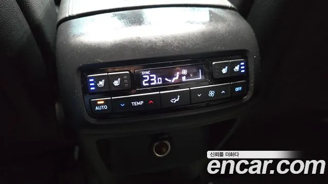 Hyundai Palisade Palisade Дизель 2.2 2WD — Фото автомобиля 18