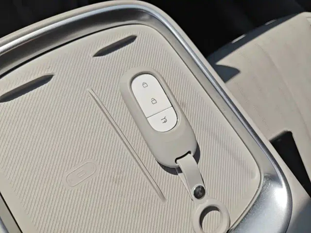 Leapmotor B10 — Фото автомобиля 8