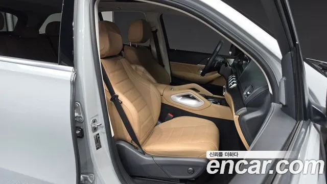 Mercedes-Benz GLE-Class — Фото автомобиля 26