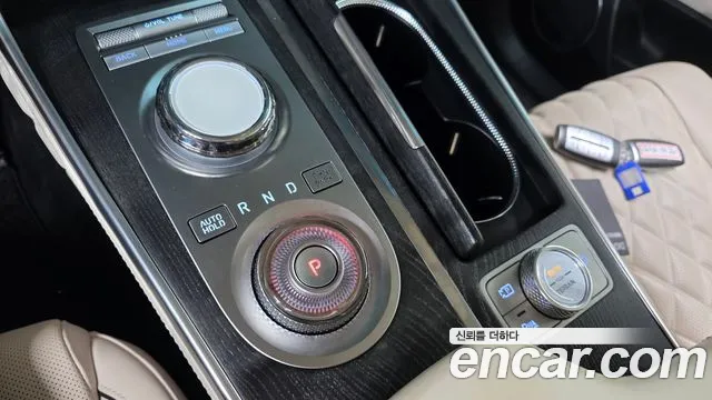 Genesis GV80 — Фото автомобиля 12