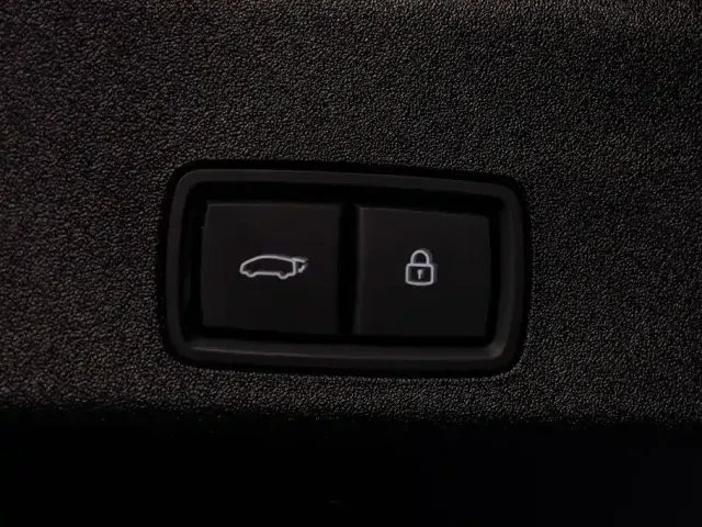 Li Auto MEGA — Фото автомобиля 7