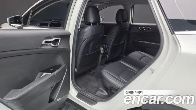 Kia Sportage Sportage 5-е поколение Дизель 2.0 2WD — Фото автомобиля 11