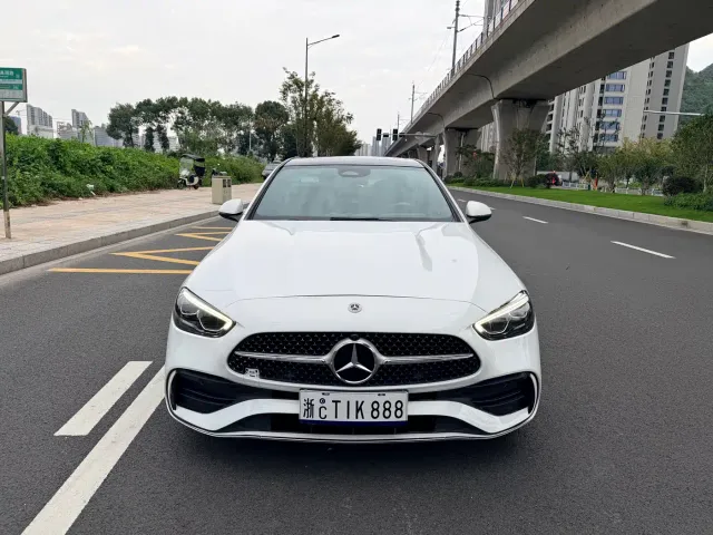Mercedes-Benz C-Class — Фото автомобиля 2