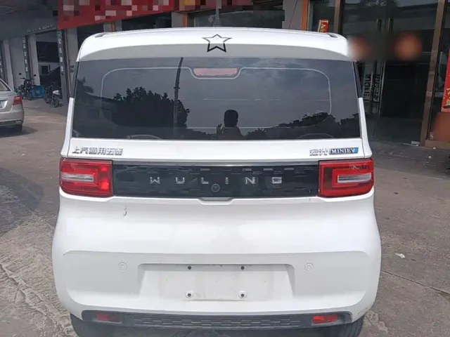Wuling Hongguang Mini EV — Фото автомобиля 5