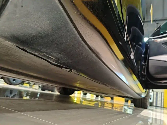 Tesla Model 3 — Фото автомобиля 20