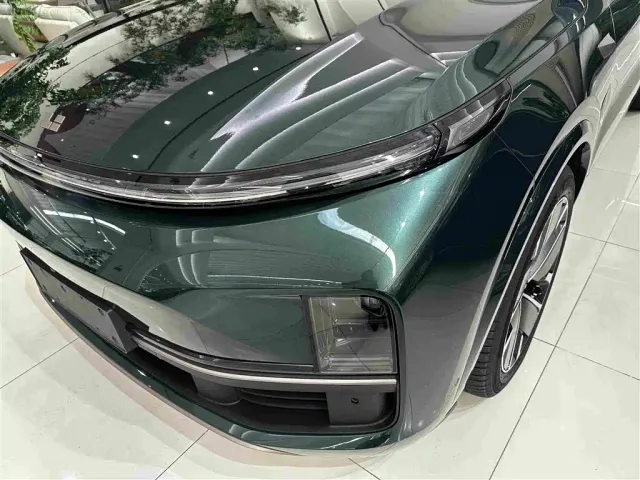 Li Auto L9 — Фото автомобиля 4