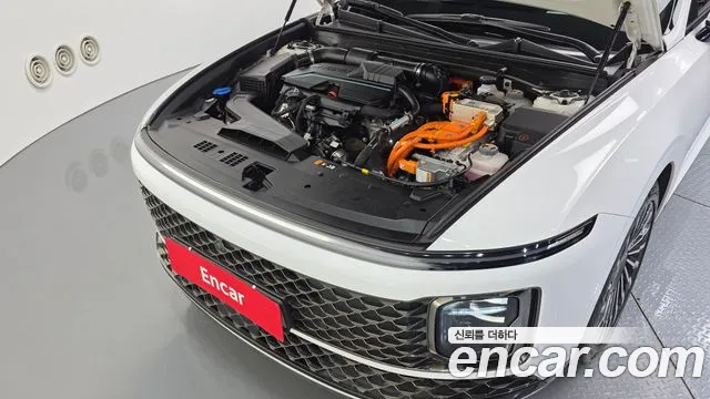 Hyundai Grandeur GN7 — Фото автомобиля 9