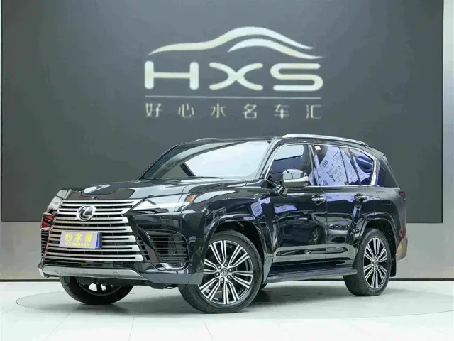 Фотография автомобиля — Lexus LX