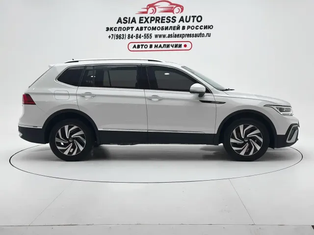 Volkswagen Tiguan L — Фото автомобиля 9